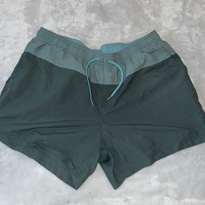 Women Columbia short